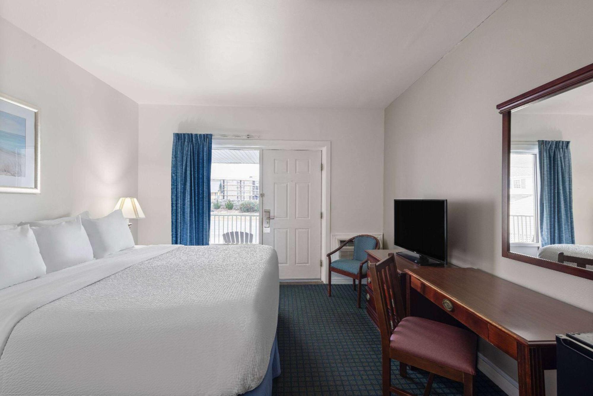Days Inn By Wyndham Kill Devil Hills Oceanfront - Wilbur Eksteriør billede