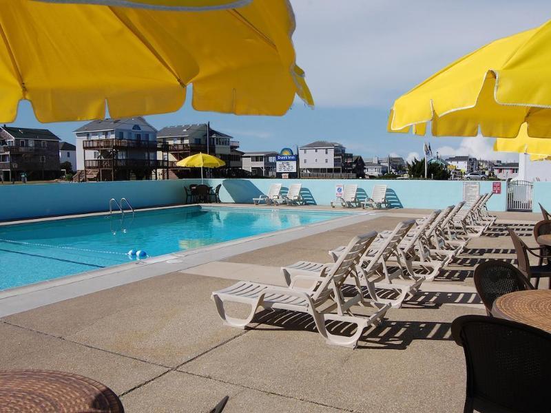 Days Inn By Wyndham Kill Devil Hills Oceanfront - Wilbur Eksteriør billede
